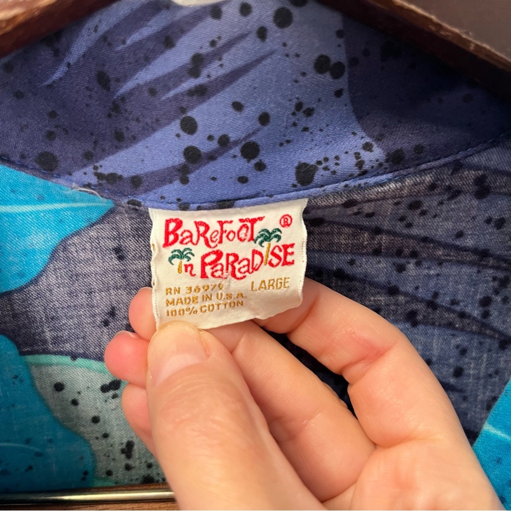 Barefoot in Paradise Vintage Men’s Blue Hawaiian Floral Shirt Size Large USA - Picture 4 of 9